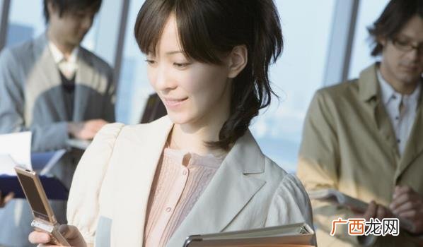 二胎后体力不如之前怎么回事 二胎带娃体力精力真的跟不上