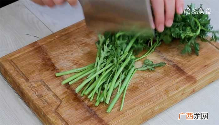 茼蒿炖豆腐怎么做好吃 茼蒿炖豆腐的做法