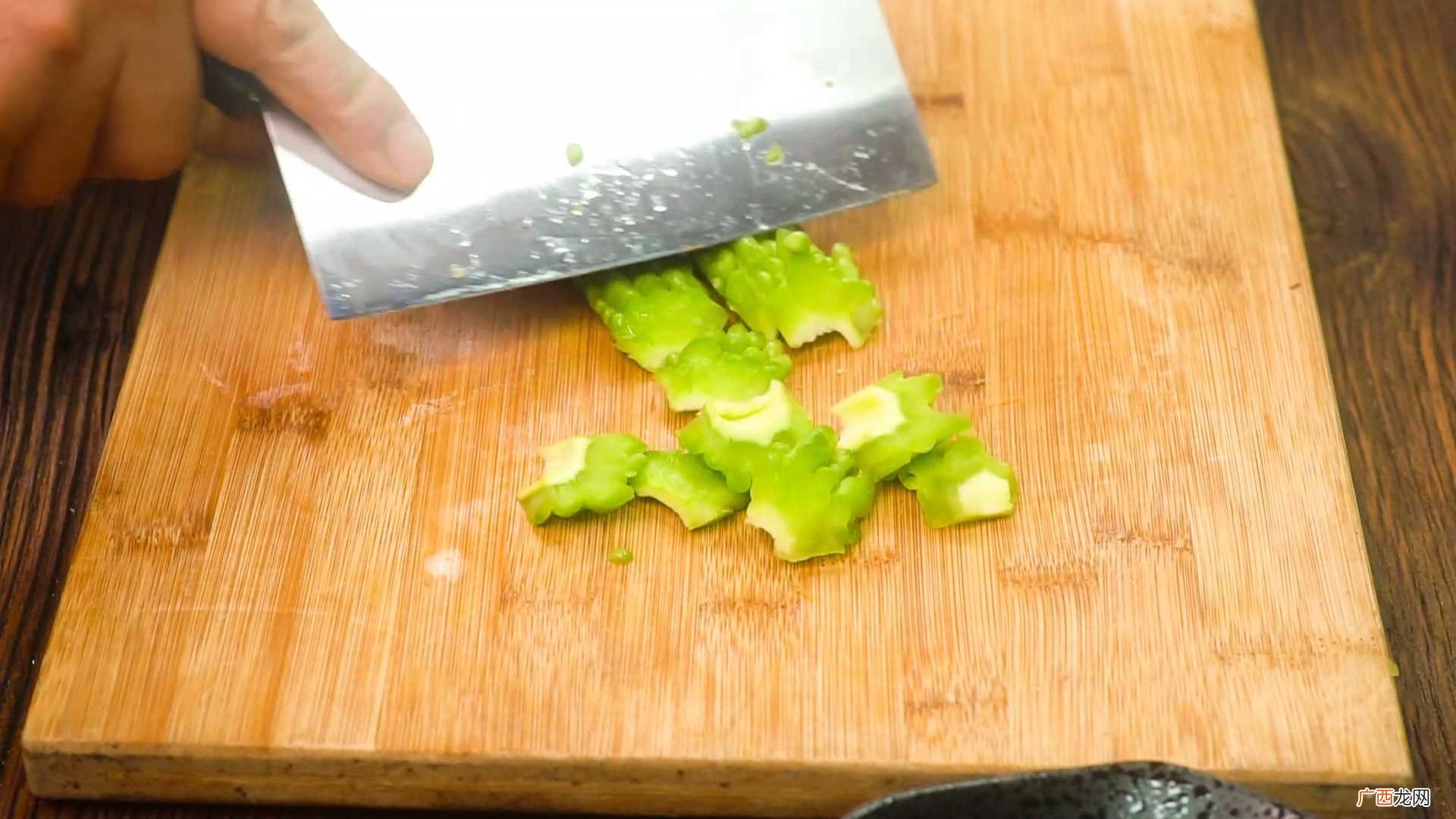 苦瓜牛肉怎么做好吃 苦瓜牛肉的做法