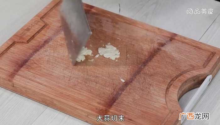 凉拌茼蒿怎么做好吃 凉拌茼蒿的做法
