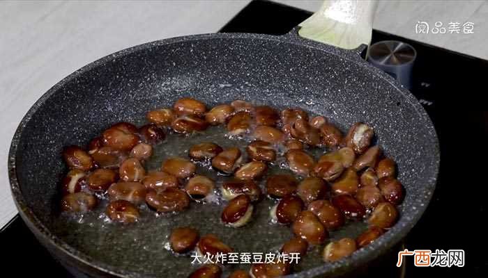 炒干蚕豆怎么做好吃 炒干蚕豆的做法