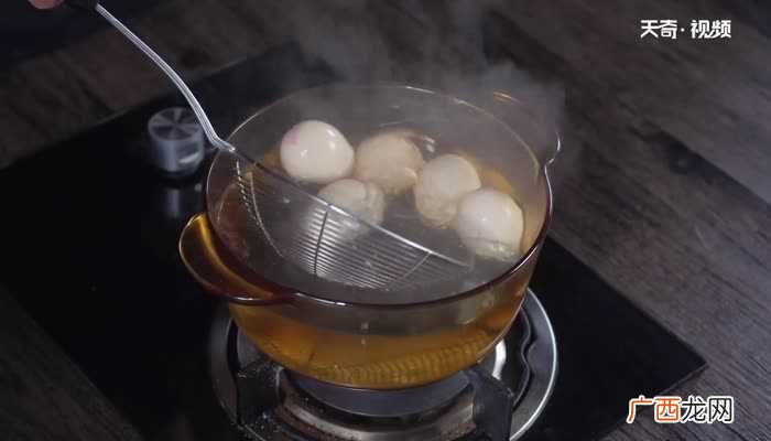 鸡蛋切铜钱的做法 炒鸡蛋