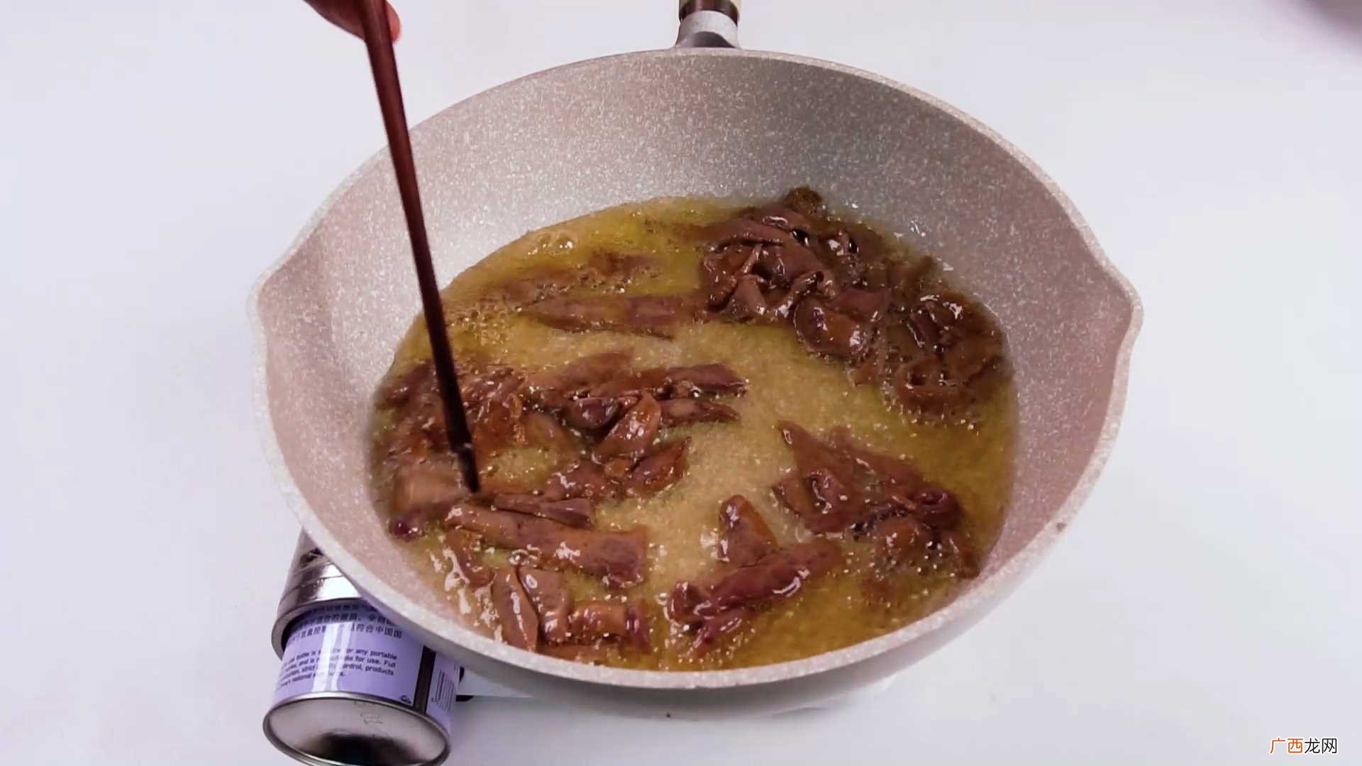 洋葱猪肝怎么做好吃 洋葱猪肝的做法