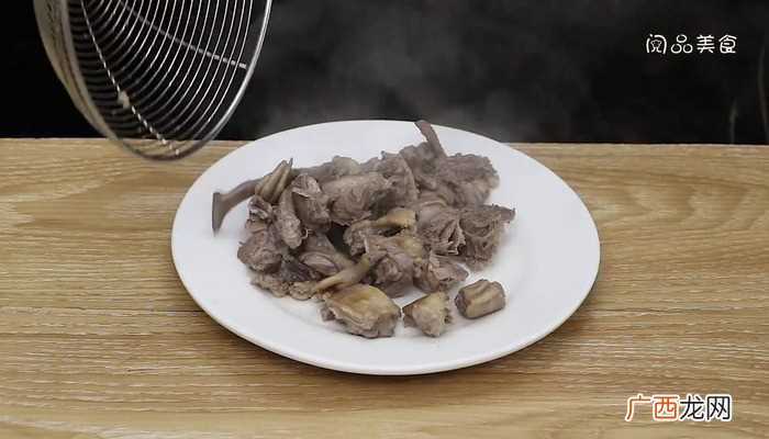 红烧鸽子怎么做好吃 红烧鸽子的做法