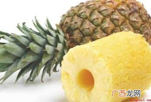 菠萝最宜新鲜食用,可去皮和切块的复杂过程几乎胜过其他所以水果