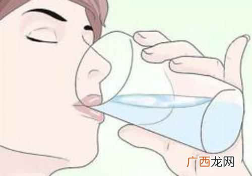 水中毒和水肿的区别是什么 水中毒和水肿的区别
