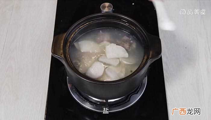 猪骨400克白萝卜怎么做 清炖排骨汤