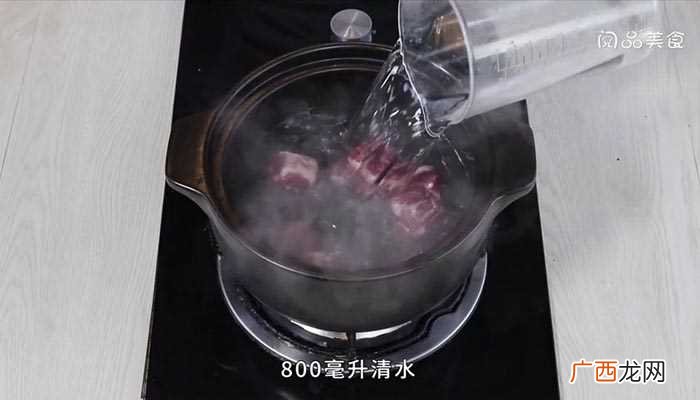 猪骨400克白萝卜怎么做 清炖排骨汤