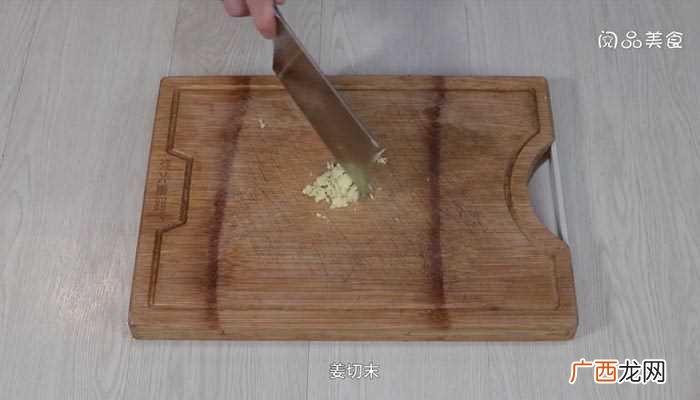猪骨400克白萝卜怎么做 清炖排骨汤