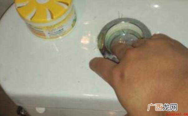 洁厕宝使用方法是什么