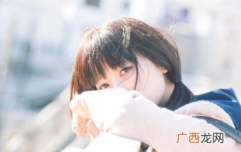 女孩说长得不好看怎么回复 女生说自己丑怎么幽默回答她