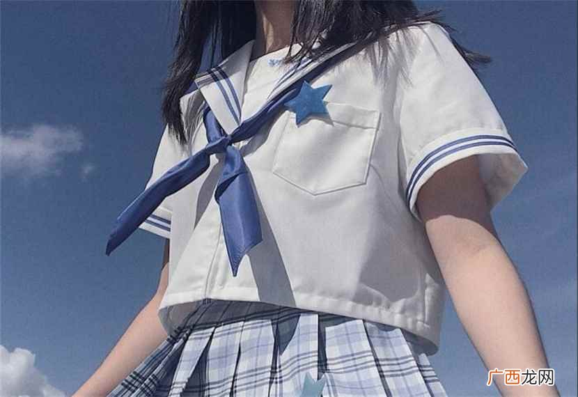 冬天怎么穿jk白袜子 你喜欢穿哪种类型的jk白袜子