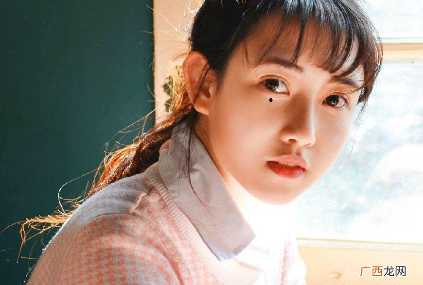 女人的泪痣长在哪里 女生左眼长泪痣好吗