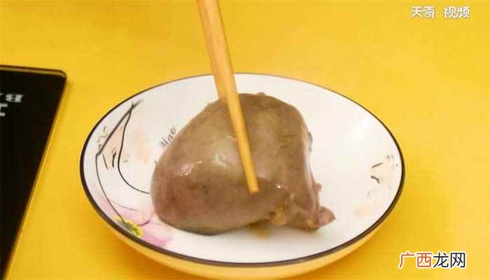 猪肝怎么做好吃 酱猪肝的做法