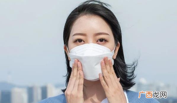 2023年武汉乘地铁要戴口罩吗 两男子在地铁因是否戴口罩起争执