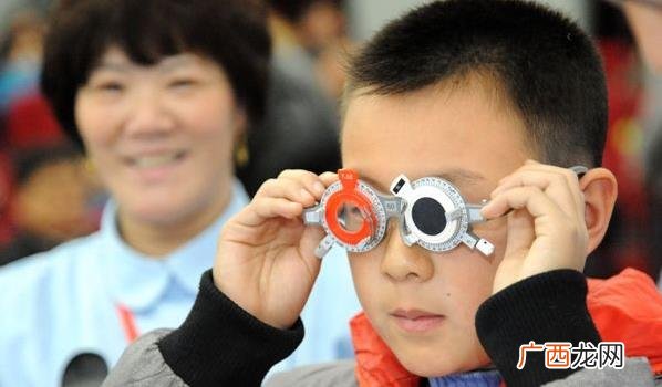 将学生近视率纳入政府绩效考核 学生近视率将纳入政府绩效考核