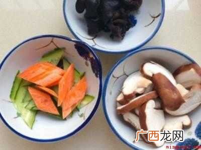滑溜鱼片的做法