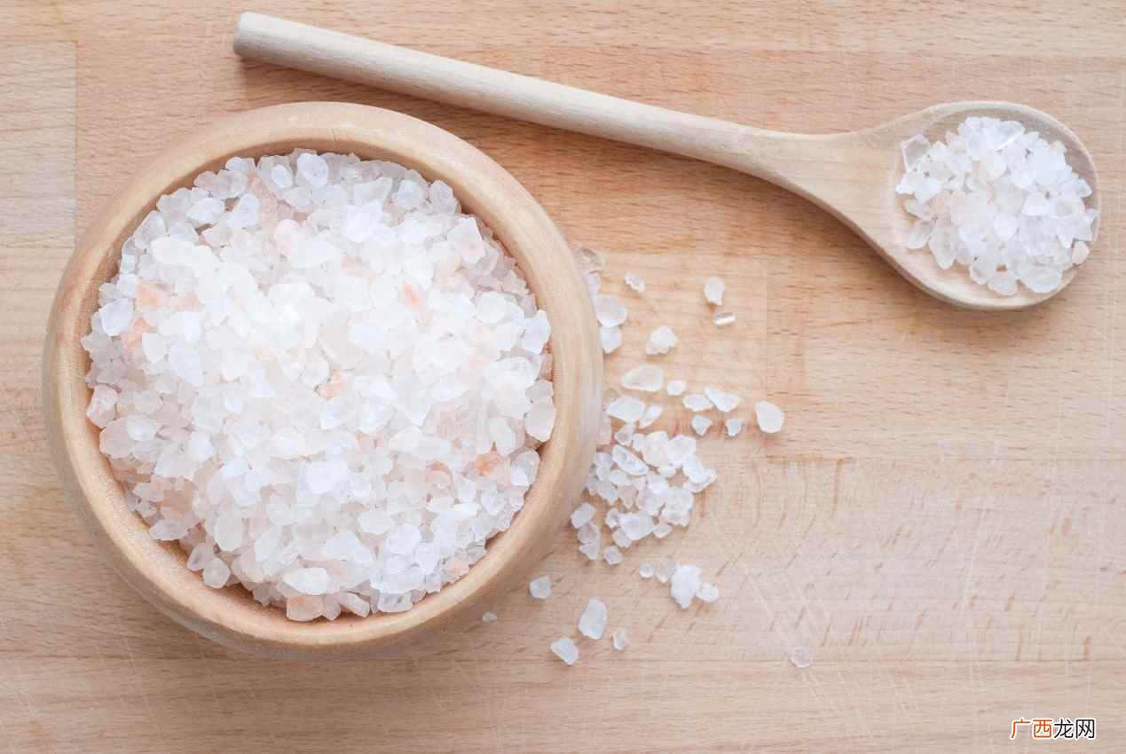 钠元素在生命活动中起着重要的作用 钠对人体有什么作用