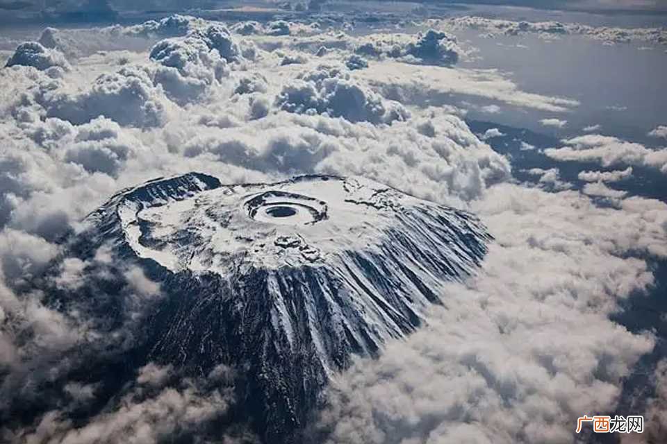 乞力马扎罗山是世界第几高峰 乞力马扎罗山世界第几高峰