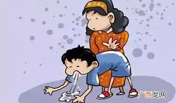 误吞东西吃什么容易排出 误吞东西用什么急救办法