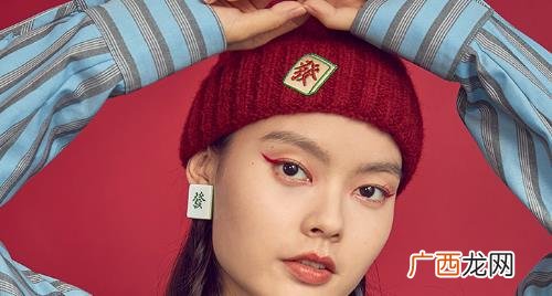 为什么戴帽子头发根痛 戴帽子头发痛是怎么回事