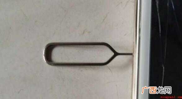 红米手机怎么安装sim卡
