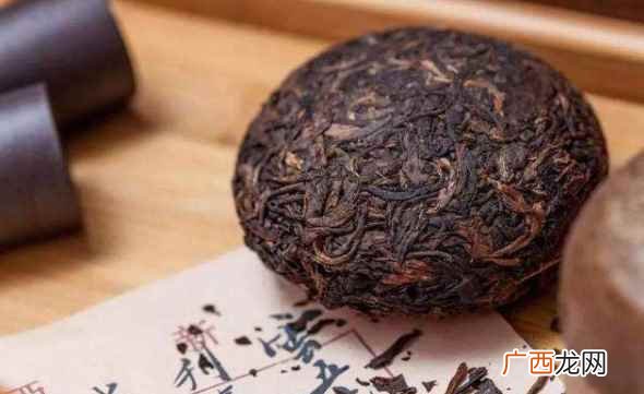 普洱茶云南省的西双版纳、临沧、普洱等地区 普洱是红茶还是绿茶
