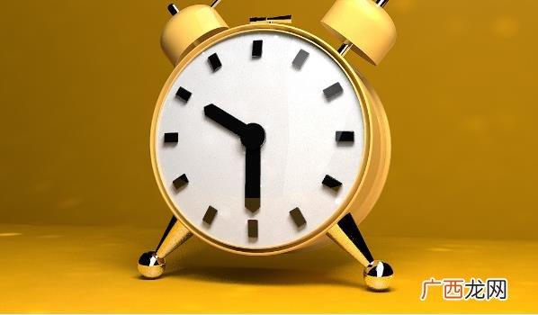 影响睡眠质量、生物钟、心血管健康和情绪稳定性等危害 ?被闹钟惊醒对身体有多大危害