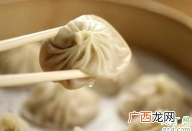 速冻灌汤包可以直接煎吗 灌汤包可以煎吗
