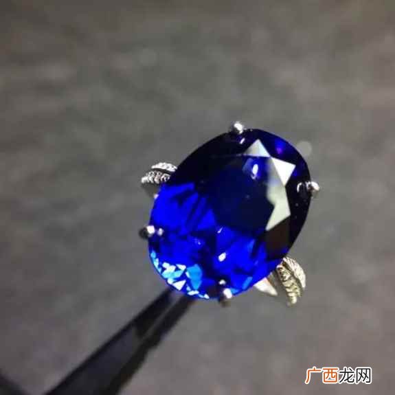 鉴定蓝宝石真假方法有哪些 蓝宝石的寓意是什么