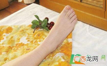 鸡眼怎么长出来的图片 鸡眼怎么长出来的