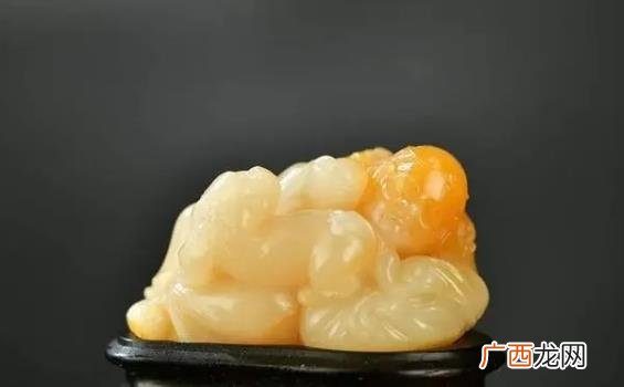 各大博物馆收藏的明清寿山石佛像 寿山石造像图片和价值