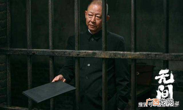 《无间》霍飞死前的一句话揭秘花向雨真实身世 陆风崩溃选择蓝冰