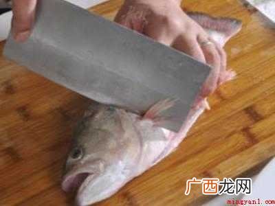 无骨鱼怎么去骨