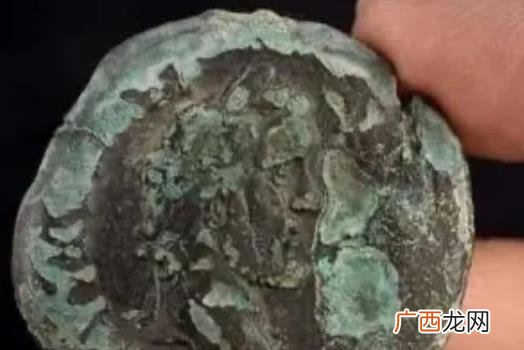 环球考古大事记｜3000年前的香水是什么味道？还有神秘的床葬