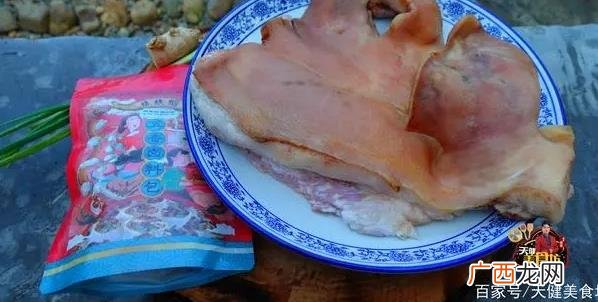 香卤猪头肉家庭做法，做出来色香味俱全，下酒下饭都不错
