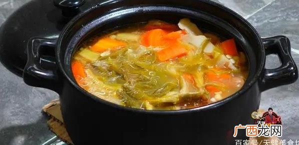 广式霸王花筒骨汤的做法，鲜甜美味，好吃营养，做法还很简单