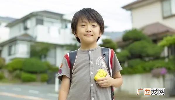 当孩子开始喊“妈”而不是“妈妈”时，妈妈们要注意了