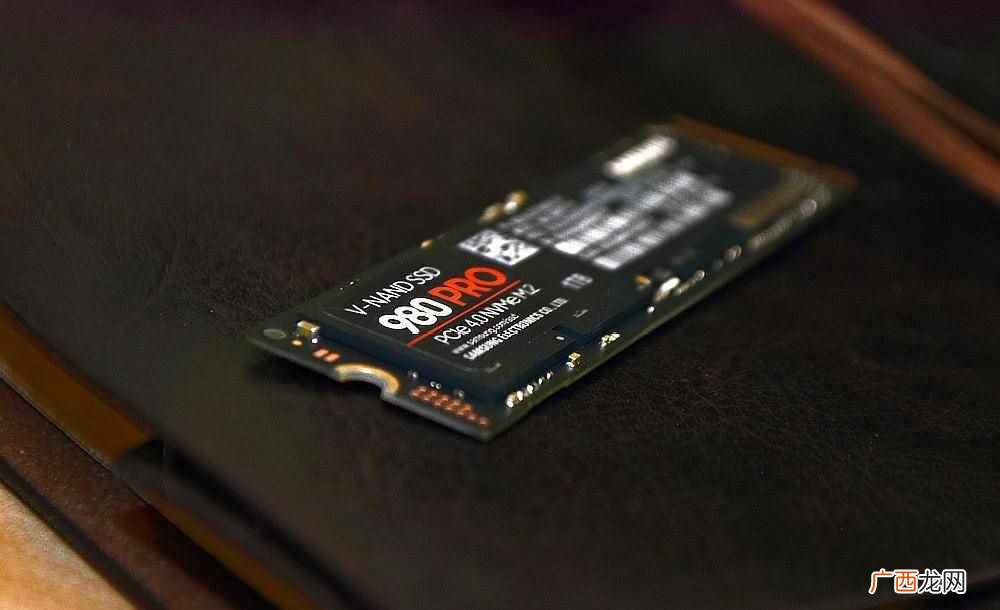990pro和980pro区别