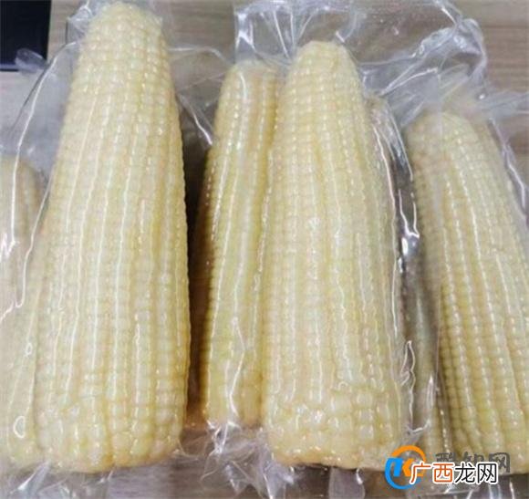 真空玉米用热水烫一下能吃吗