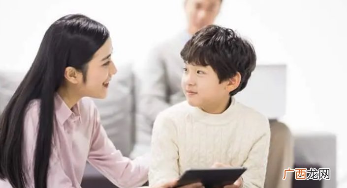 儿子进入青春期可能会“变坏”，提前做好两大准备，男孩更易成才