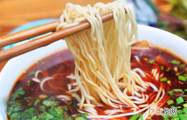 曾经很火的兰州拉面、为何凉了？当地顾客道出实情：太伤顾客的心
