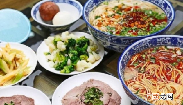 曾经很火的兰州拉面、为何凉了？当地顾客道出实情：太伤顾客的心