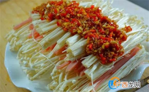 我家金针菇从不煮着吃，不炒不炸不煮汤，营养美味，上桌就扫光！