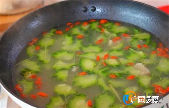 1根丝瓜半斤瘦肉，教你做营养美味的瘦肉丝瓜汤，做法很简单