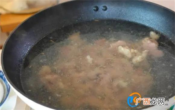 1根丝瓜半斤瘦肉，教你做营养美味的瘦肉丝瓜汤，做法很简单