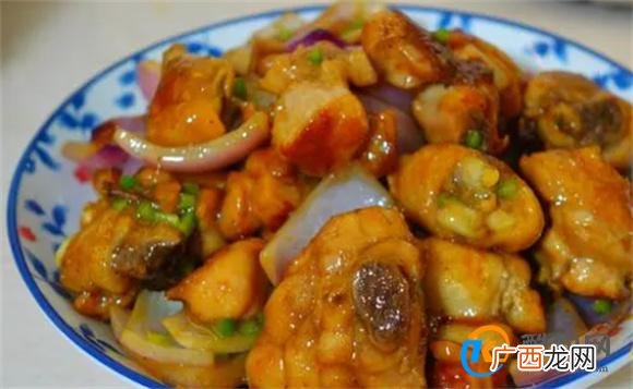 广式葱油焖鸡的做法，配方和步骤全告诉你，厨房小白也能学会
