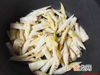 竹笋可做小炒春笋、竹笋炒肉、油焖笋等 竹笋怎么吃啊