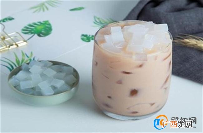 奶茶店的椰果是什么做的？对人体有害吗？说出来你都不敢信