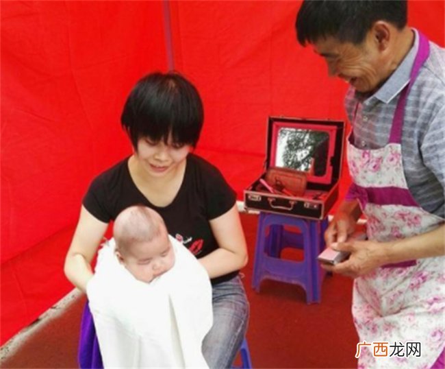 新生儿有没有必要“剃胎毛”？想拥有一头秀发，可以试试这样做